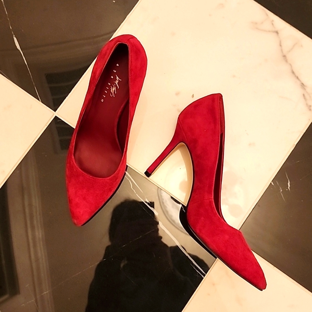 424 Fifth Lord & Taylor Suede High Heels